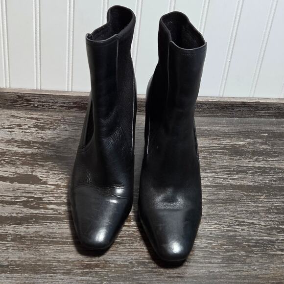 Vince Camuto Women's Black Leather Slip On High Heel Ankle Boots Size 9.5 - Picture 2 of 7